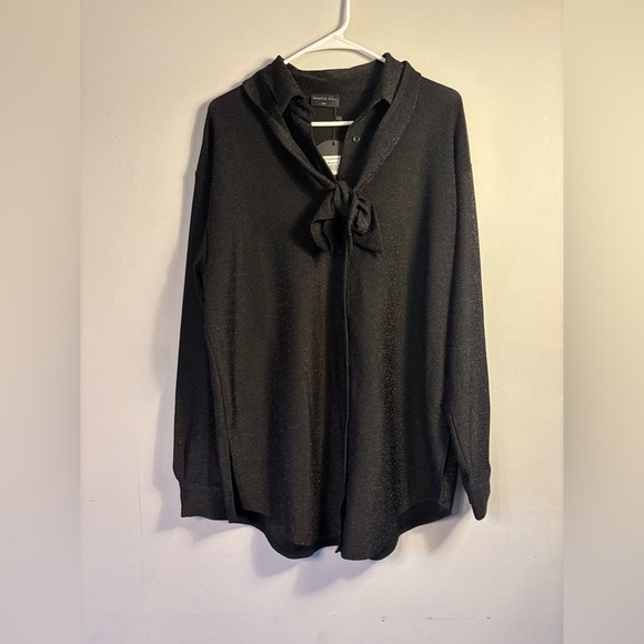 White Fox Boutique Sweaters - White Fox Boutique Elegant Black blouse